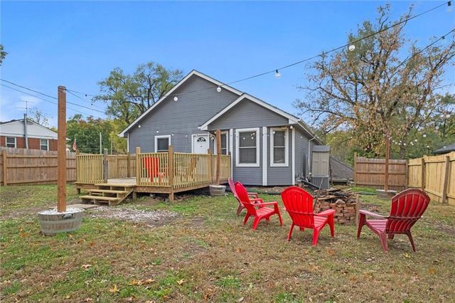 1417 5th Avenue, Leavenworth, KS 66048