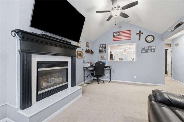 1417 5th Avenue, Leavenworth, KS 66048