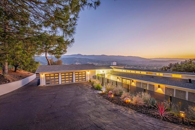 20550 Buena Monte Drive, San Jose, CA 95120