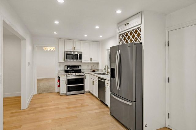20550 Buena Monte Drive, San Jose, CA 95120