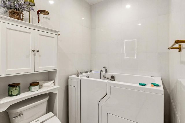 20550 Buena Monte Drive, San Jose, CA 95120