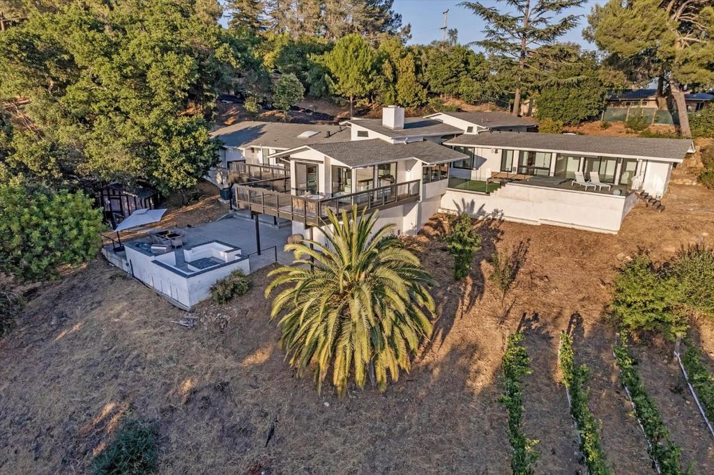 20550 Buena Monte Drive, San Jose, CA 95120
