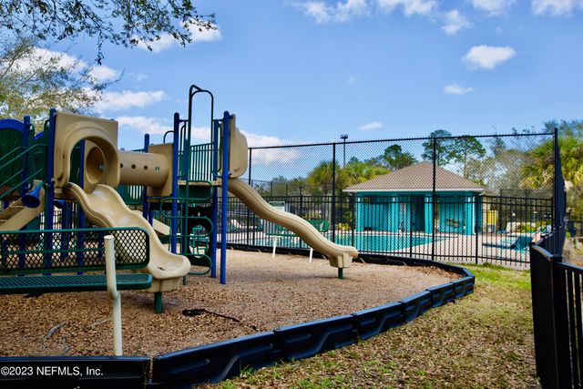 3600 LENIN PEAK Court 8, Jacksonville, FL 32210