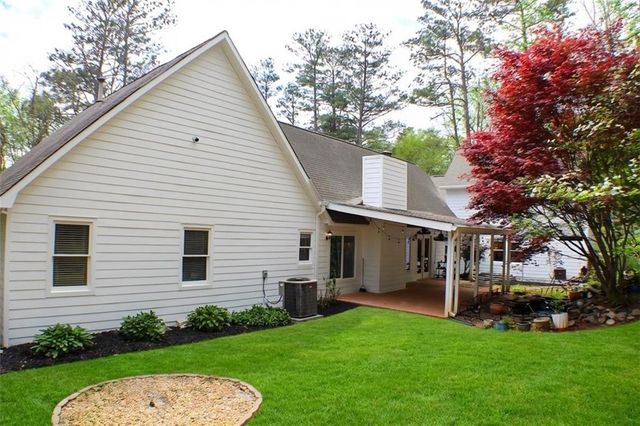 231 Breeze Hill Lane, Canton, GA 30114