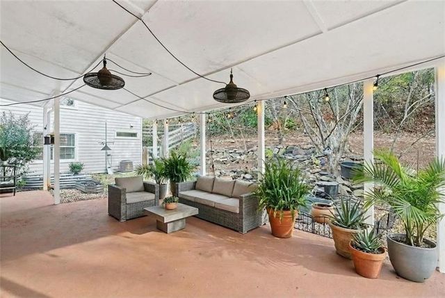 231 Breeze Hill Lane, Canton, GA 30114