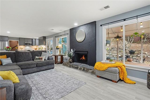 231 Breeze Hill Lane, Canton, GA 30114