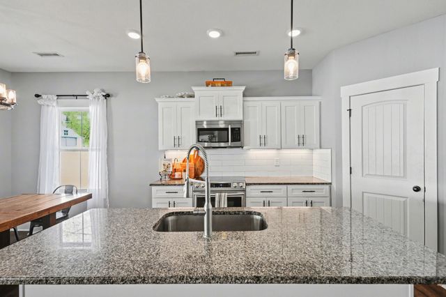 7208 Winding Way, Pleasant View, TN 37146