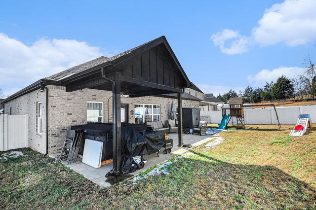 7208 Winding Way, Pleasant View, TN 37146