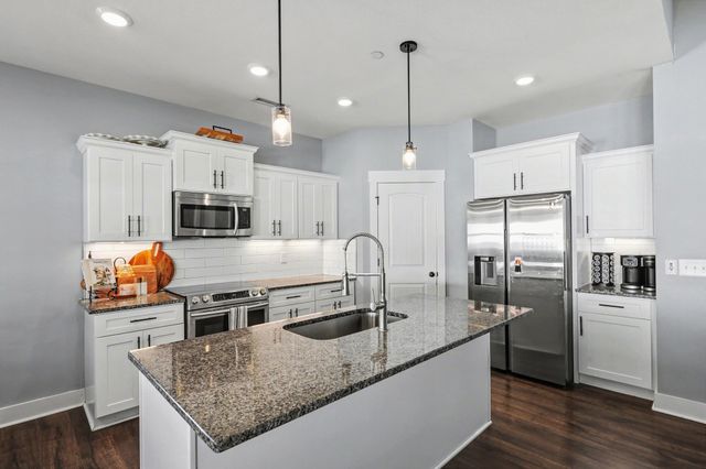 7208 Winding Way, Pleasant View, TN 37146