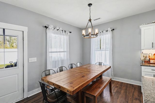 7208 Winding Way, Pleasant View, TN 37146