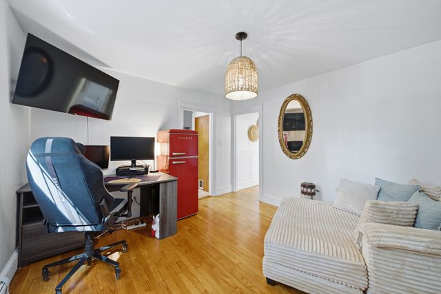 283 Longhill Ave, Somerset, MA 02726