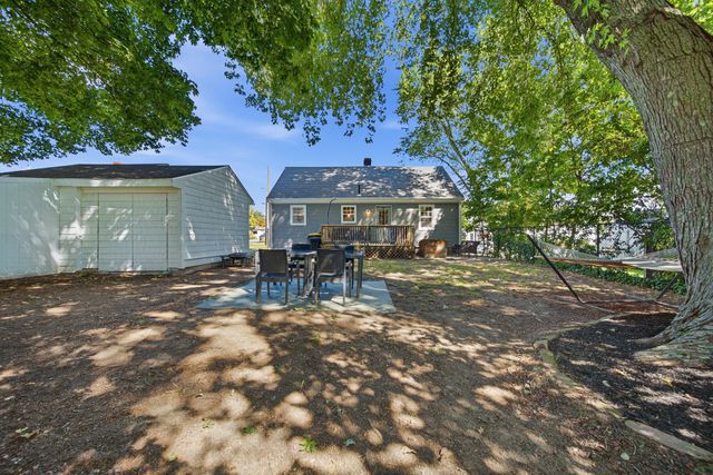283 Longhill Ave, Somerset, MA 02726