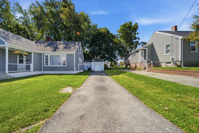 283 Longhill Ave, Somerset, MA 02726