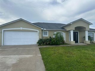 2248 NW 5th TER, Cape Coral, FL 33993