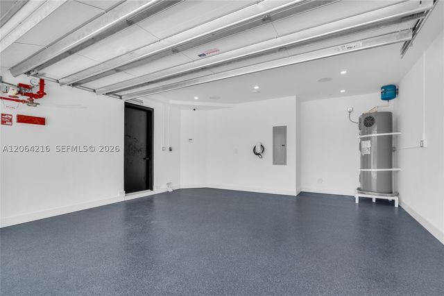 3228 NE 7th St, Pompano Beach, FL 33062