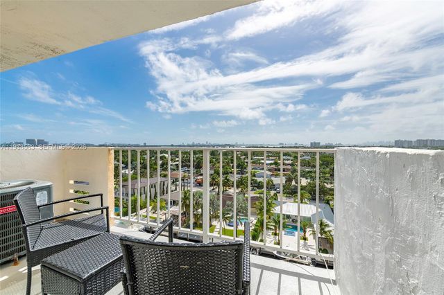 2350 NE 135th Street 1006, North Miami, FL 33181