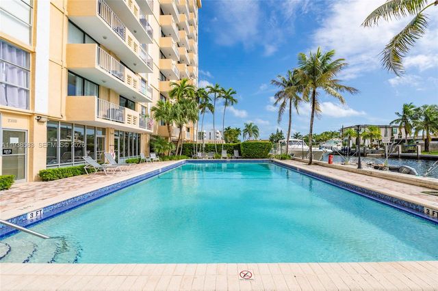 2350 NE 135th Street 1006, North Miami, FL 33181