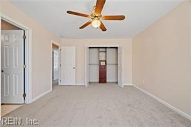 306 Charity LN, Newport News, VA 23602