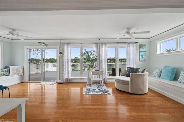 542 River ST, Hampton, VA 23669