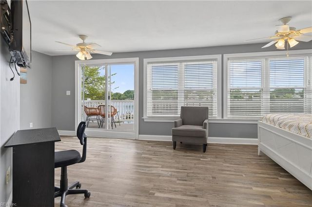 542 River ST, Hampton, VA 23669