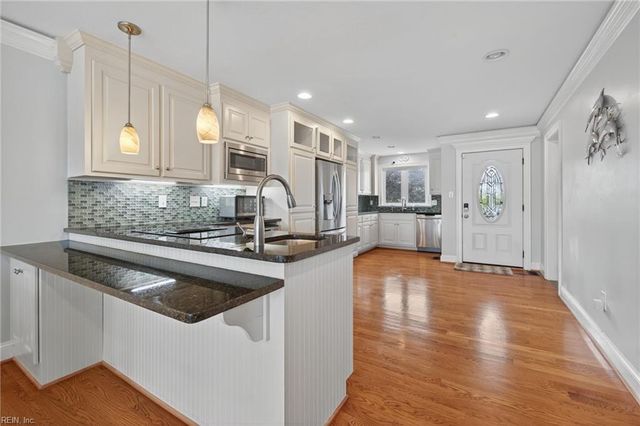 542 River ST, Hampton, VA 23669