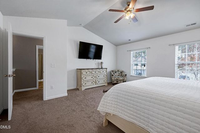 100 N Great White Way, Clayton, NC 27527