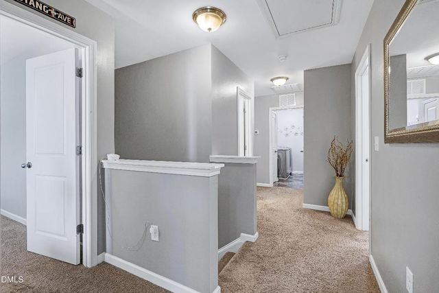 100 N Great White Way, Clayton, NC 27527