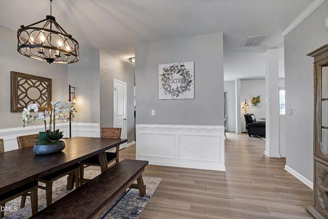 100 N Great White Way, Clayton, NC 27527