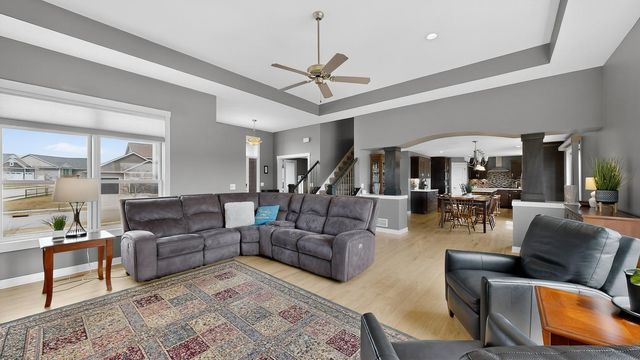 1998 Esther Lane SW, Rochester, MN 55902