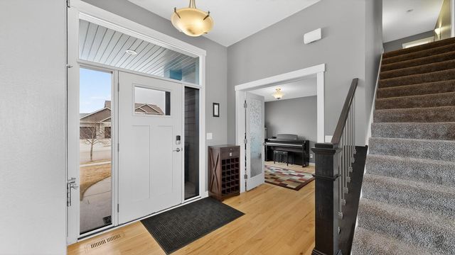 1998 Esther Lane SW, Rochester, MN 55902