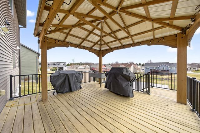 1998 Esther Lane SW, Rochester, MN 55902