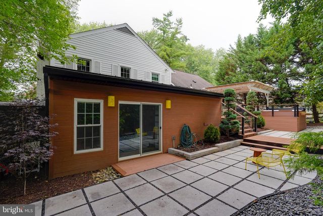929 FARM HAVEN DR, Rockville, MD 20852