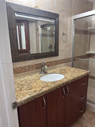 10257 NW 9th St Cir 113-10, Miami, FL 33172