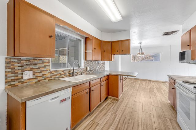 1913 N 2nd Court, Grand Junction, CO 81501