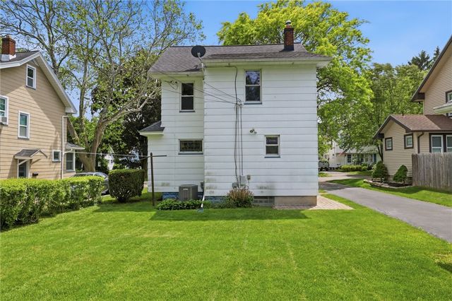 314 Brett Road, Irondequoit, NY 14609