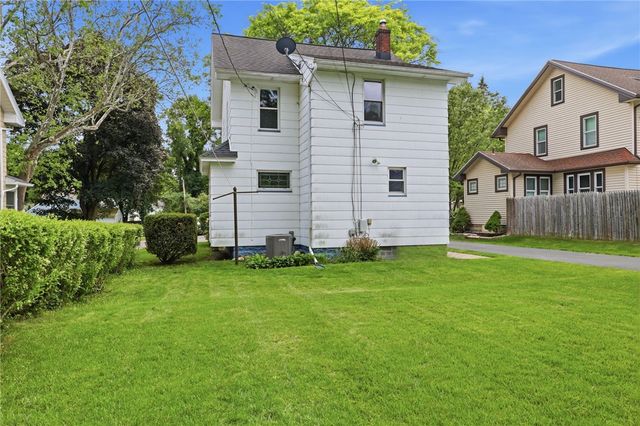 314 Brett Road, Irondequoit, NY 14609