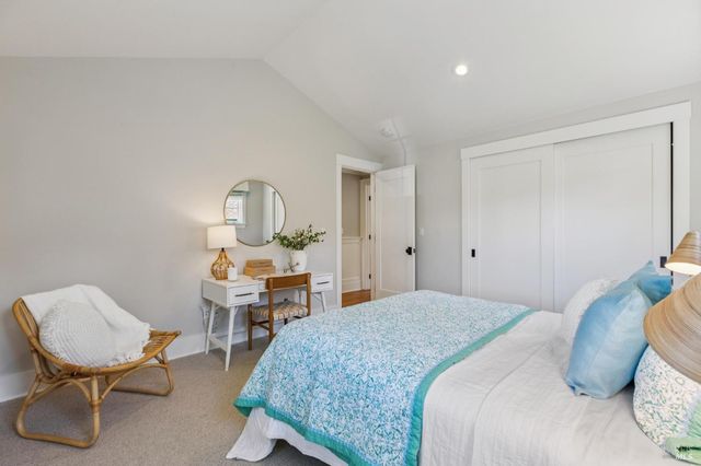 3 Piedmont Rd, Larkspur, CA 94939