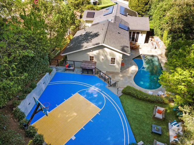 3 Piedmont Rd, Larkspur, CA 94939