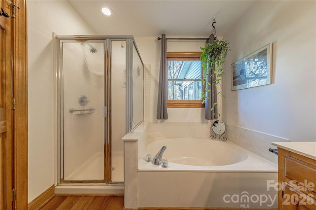 2735 Bent Oak Drive, Matthews, NC 28104