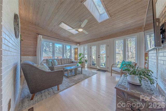 2735 Bent Oak Drive, Matthews, NC 28104