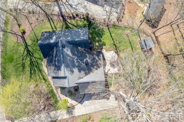 2735 Bent Oak Drive, Matthews, NC 28104