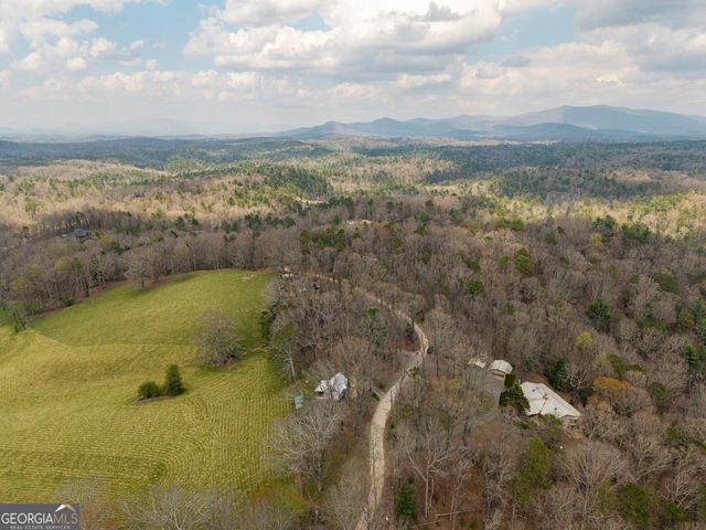 195 Wise Acres Road, Ellijay, GA 30536