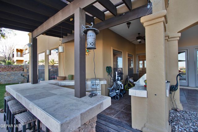 1119 Calle Parque Drive, El Paso, TX 79912