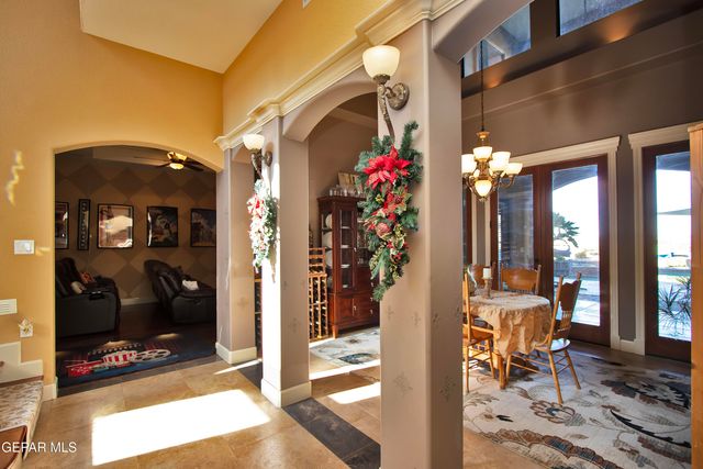 1119 Calle Parque Drive, El Paso, TX 79912