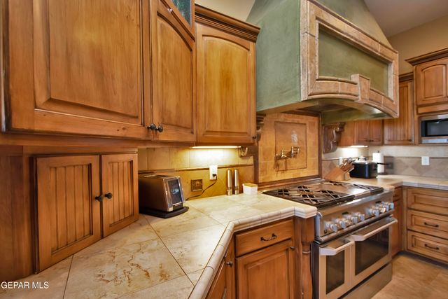 1119 Calle Parque Drive, El Paso, TX 79912