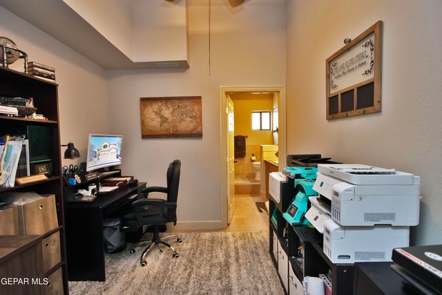 1119 Calle Parque Drive, El Paso, TX 79912