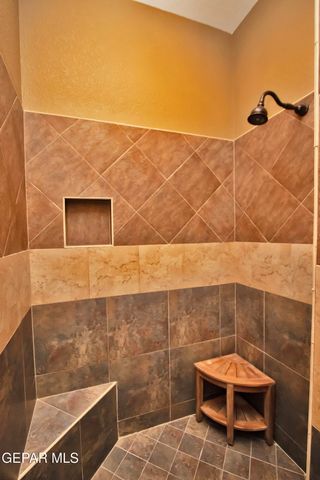 1119 Calle Parque Drive, El Paso, TX 79912