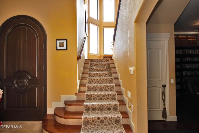 1119 Calle Parque Drive, El Paso, TX 79912