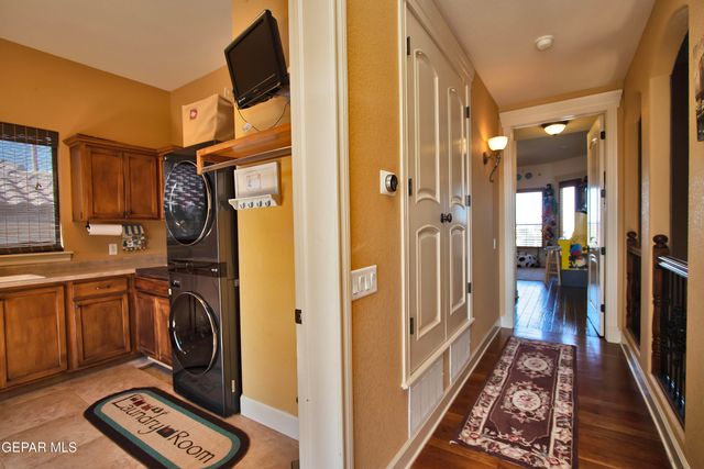 1119 Calle Parque Drive, El Paso, TX 79912