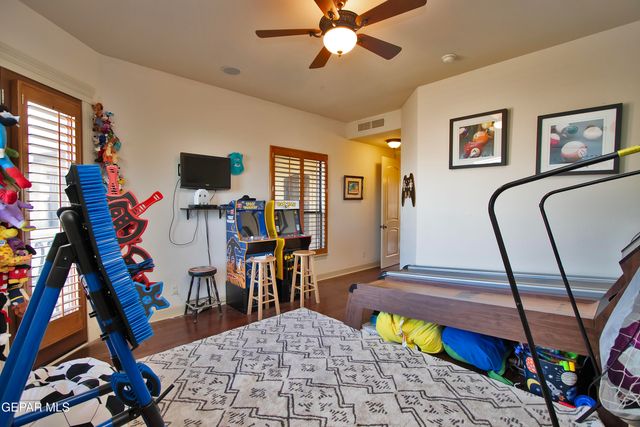 1119 Calle Parque Drive, El Paso, TX 79912